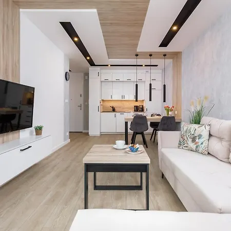 Four Season By Renters Apartment *