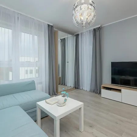 Four Season By Renters Apartment