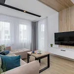 Four Season By Renters