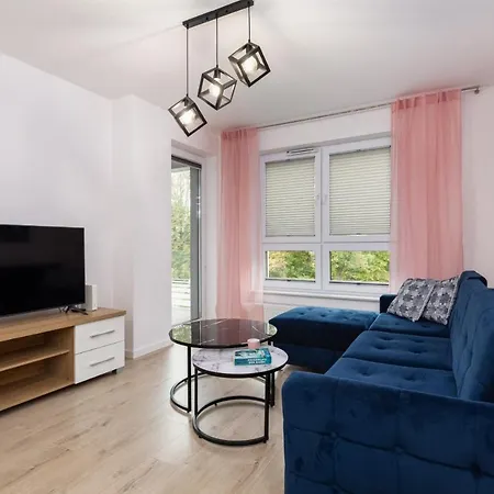 Four Season By Renters Apartman