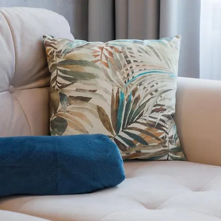 Apartment Four Season By Renters *